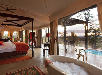 Sidebar_elephant-camp-room-with-bathtub