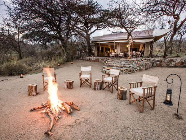 Large_mwiba_tented_-_2